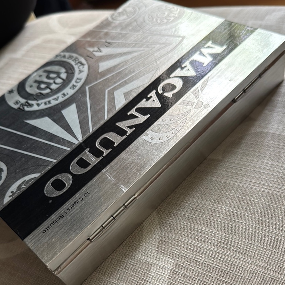 Palladium Cigar Box - Picture 5 of 8